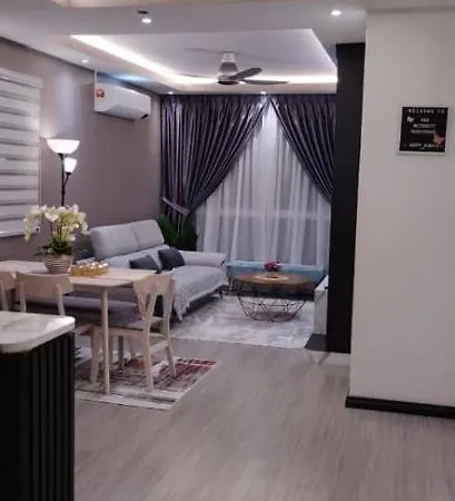 D&Q Metrocity Guesthouse Kuching Exterior photo